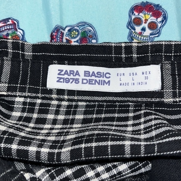 ZARA Rose Embroidered Plaid
Shirt Dress with pockets 
$37 Size: Large Zara - Picture 6 of 7